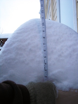 snow measure 600.JPG - 37kB