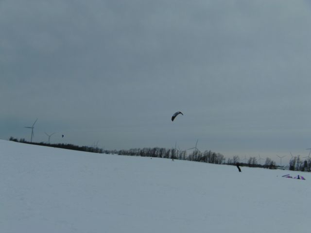 Tug Hill Snowkite festival 007,resize.jpg - 27kB